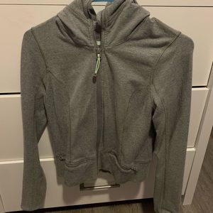 Lululemon| gray jacket fits like a size 2 or 4